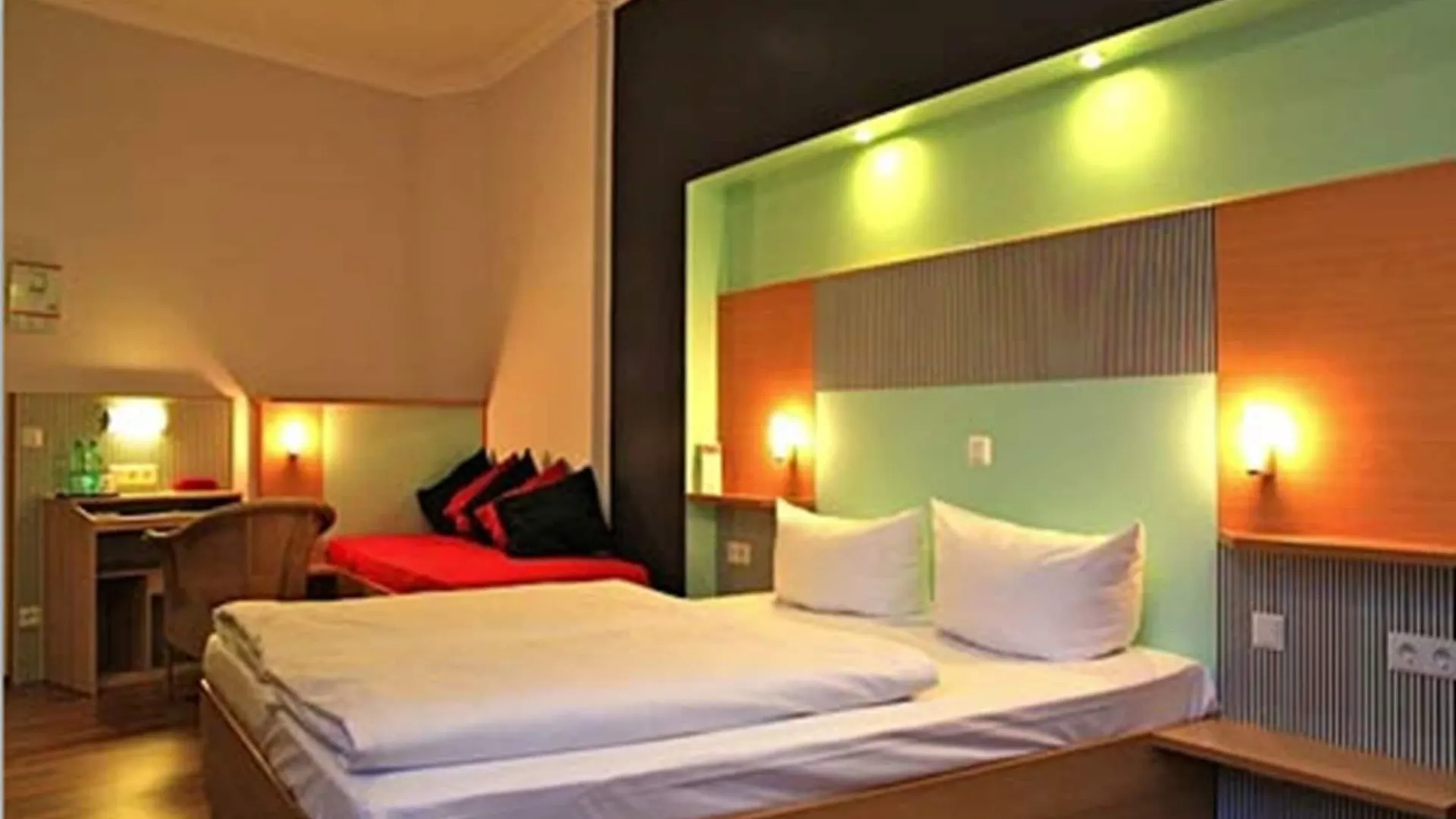 ***  Hotel Sachsenhof Berlín Alemania