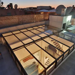 https://riad-5-suites-breakfast.marrakeshhotelsmorocco.com
